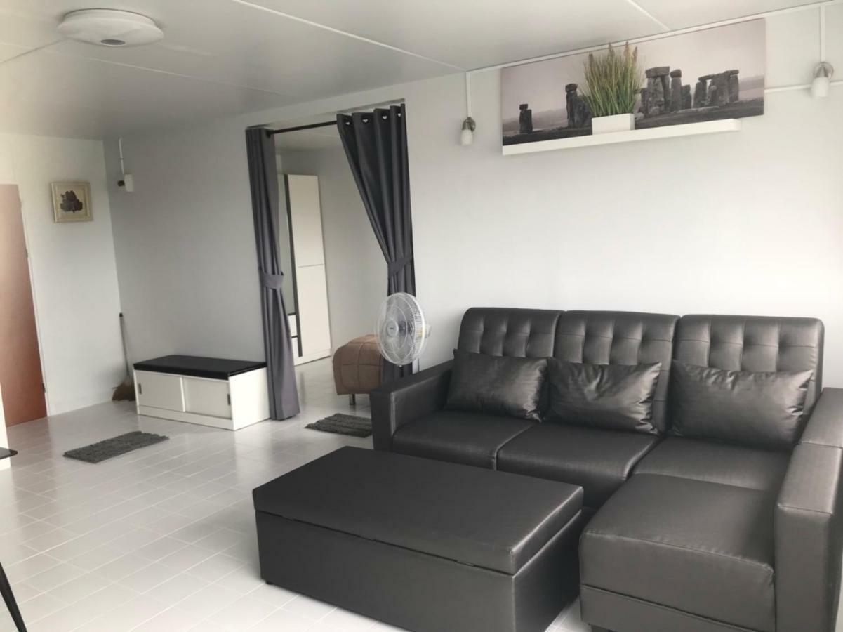 T11 Popula Condo By Prathomlerk Pak Kret Esterno foto