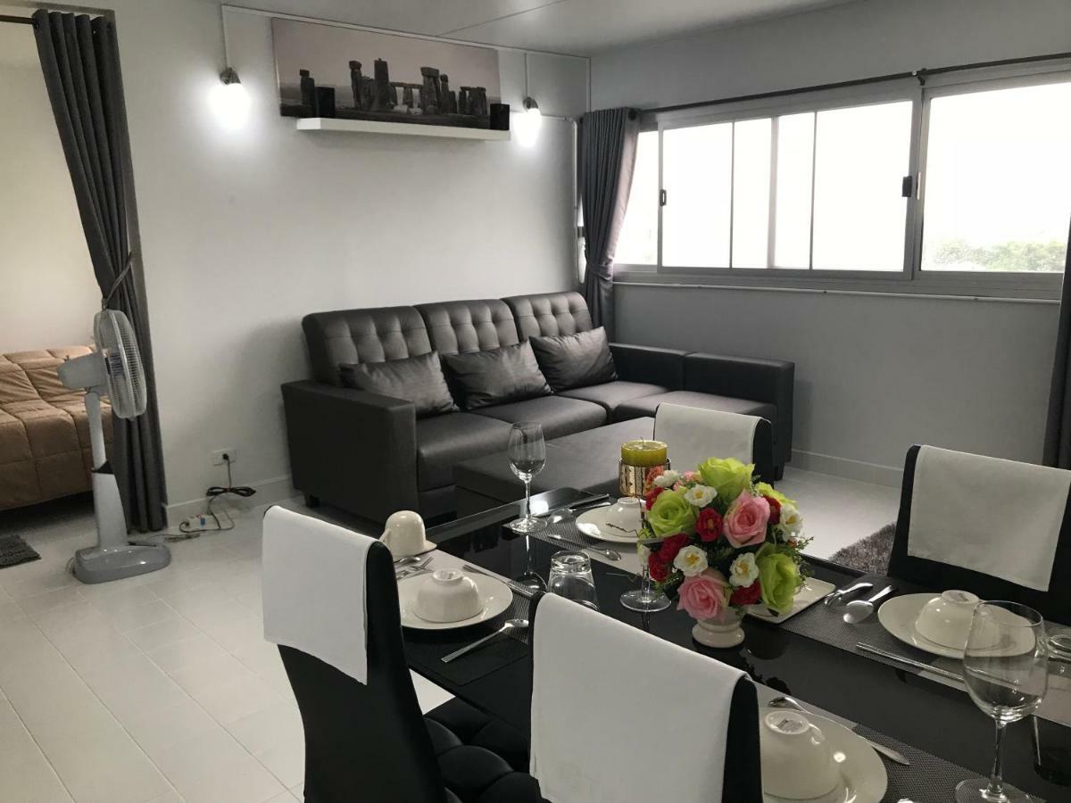 T11 Popula Condo By Prathomlerk Pak Kret Esterno foto